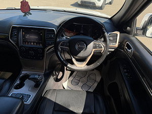 Jeep Grand Cherokee thumbnail