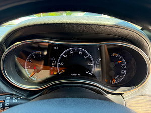 Jeep Grand Cherokee thumbnail