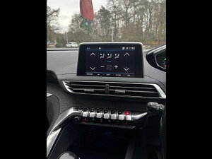 Peugeot 3008 thumbnail