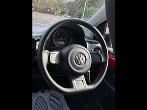 Volkswagen up! thumbnail