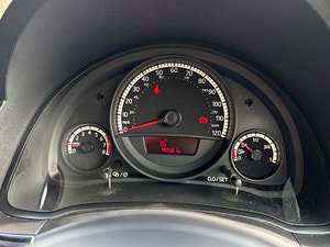 Volkswagen up! thumbnail