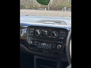 Volkswagen up! thumbnail