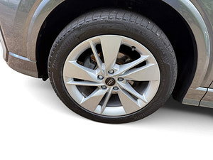 Audi Q2 automatic thumbnail