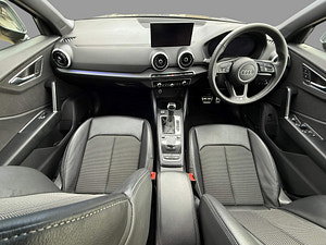 Audi Q2 automatic thumbnail