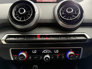 Audi Q2 automatic thumbnail