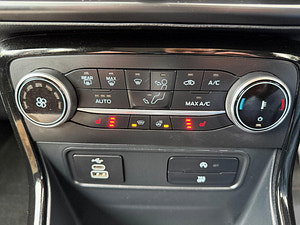 Ford EcoSport thumbnail