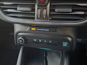 Ford Focus thumbnail