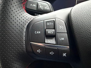Ford Focus thumbnail