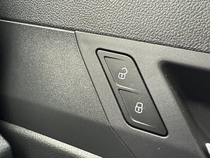 Ford Tourneo Connect thumbnail