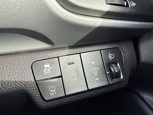Kia Stonic thumbnail