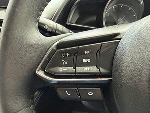 Mazda 2 thumbnail