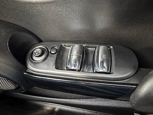 MINI Convertible thumbnail