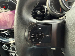 MINI Convertible thumbnail