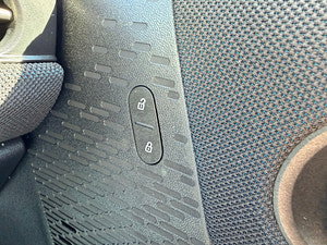 MINI Cooper thumbnail