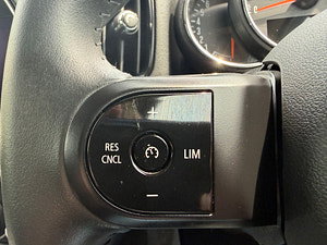 MINI Countryman thumbnail