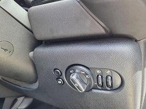 MINI Hatch thumbnail