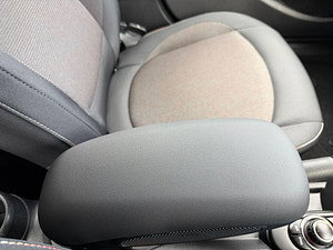 MINI Hatch thumbnail