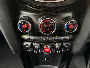 MINI Hatch thumbnail
