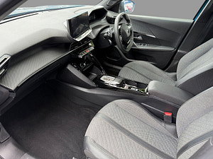 Peugeot 2008 thumbnail