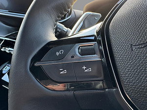 Peugeot 2008 thumbnail
