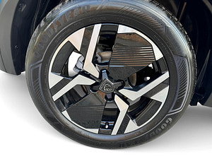 Peugeot 2008 thumbnail