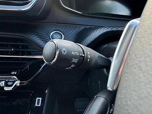 Peugeot 2008 thumbnail
