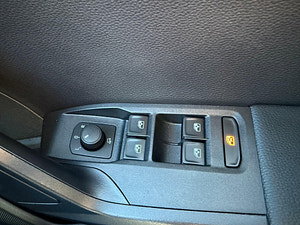 Seat Arona thumbnail