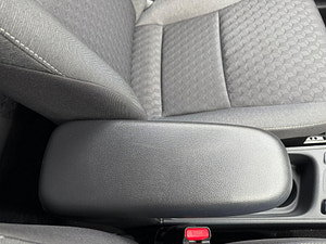 Toyota Yaris thumbnail