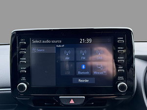 Toyota Yaris thumbnail