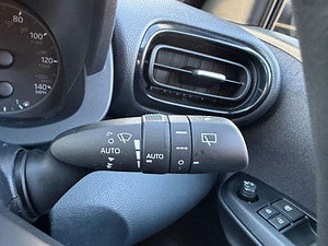 Toyota Yaris thumbnail