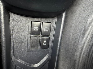 Toyota Yaris thumbnail