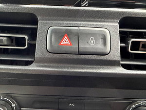 Vauxhall Combo Life thumbnail