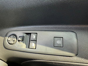 Vauxhall Combo Life thumbnail