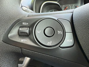 Vauxhall Combo Life thumbnail