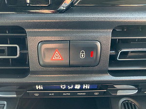 Vauxhall Combo Life thumbnail