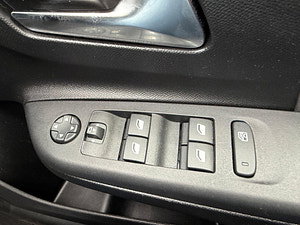 Vauxhall Corsa thumbnail