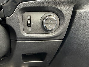 Vauxhall Corsa thumbnail