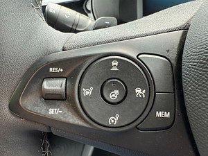 Vauxhall Corsa thumbnail