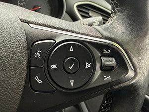 Vauxhall Crossland thumbnail