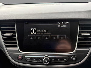 Vauxhall Crossland thumbnail