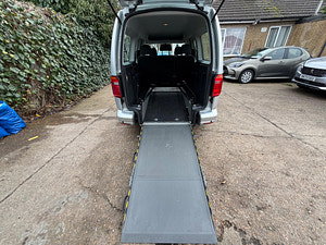 Volkswagen Caddy maxi 5 st automatic thumbnail