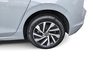 Volkswagen Golf thumbnail
