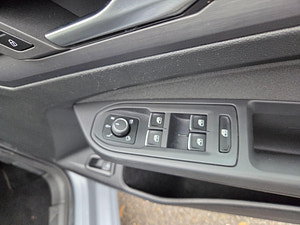 Volkswagen Golf thumbnail