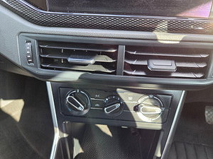 Volkswagen Polo thumbnail