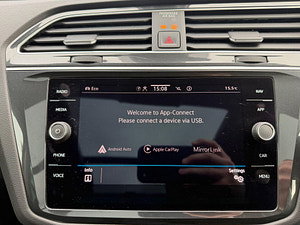 Volkswagen Tiguan thumbnail