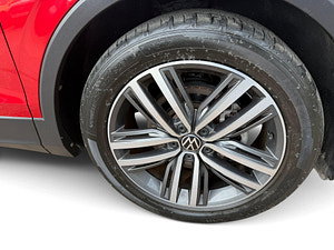 Volkswagen Tiguan thumbnail