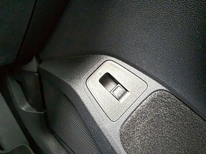 Volkswagen Tiguan thumbnail
