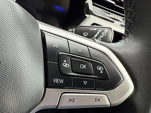 Volkswagen Touran thumbnail