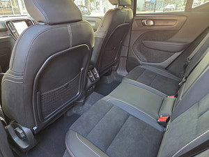 Volvo XC40 thumbnail