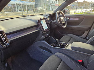 Volvo XC40 thumbnail